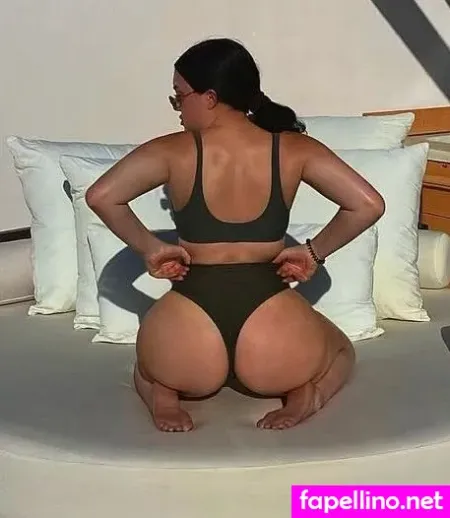 Elenipolinski OnlyFans Thumbnail #o7HT8UZ9PA