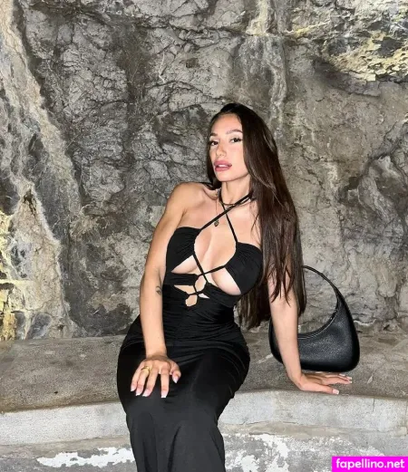 Eleonora Garrioli OnlyFans Thumbnail #iYYK5CLDq7