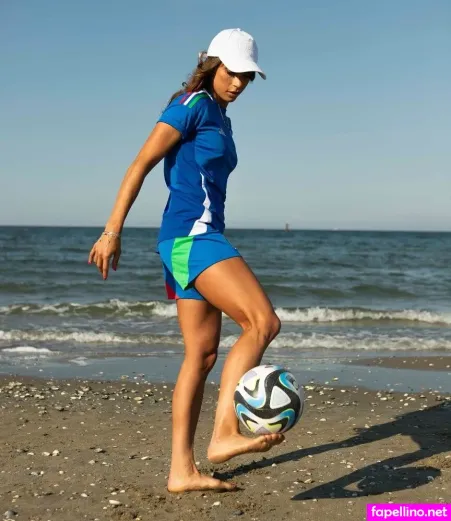 Eleonora Goldoni OnlyFans Thumbnail #OItbp2jL3L