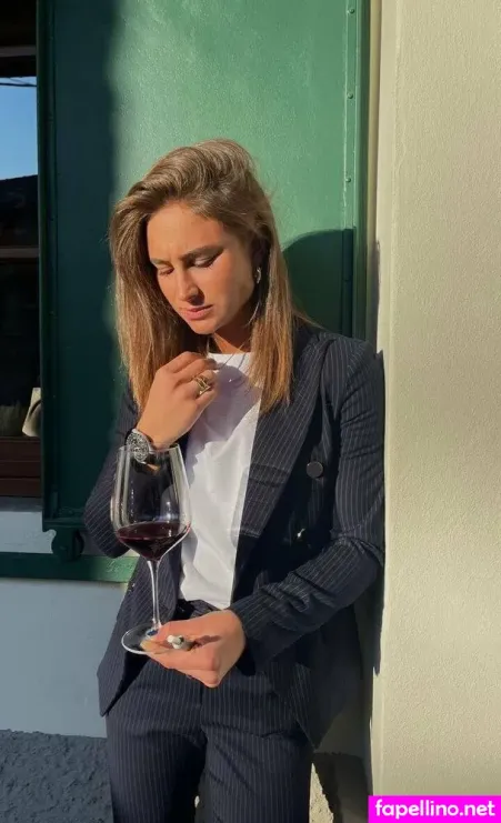 Eleonora Moia OnlyFans Thumbnail #8OKJUXFa9Q