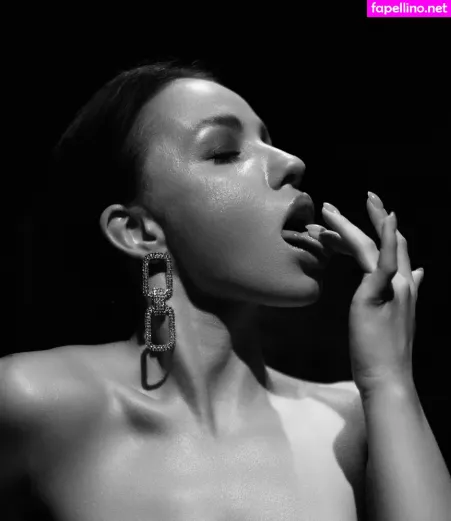 Eleonora Nedova OnlyFans Thumbnail #LpRtOzFVIg