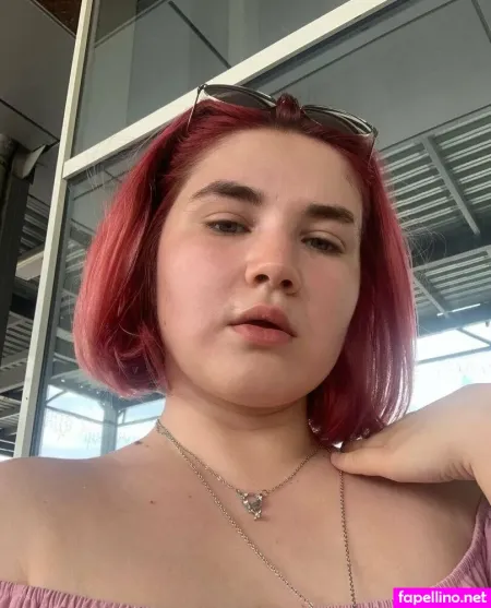 Eleonorapond OnlyFans Thumbnail #rg928aM3CU