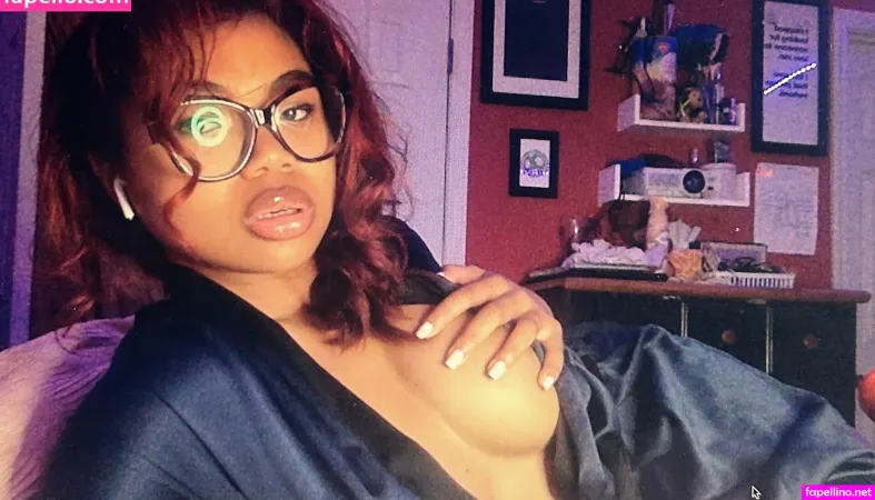 Elephanttittyz Main Profile Photo