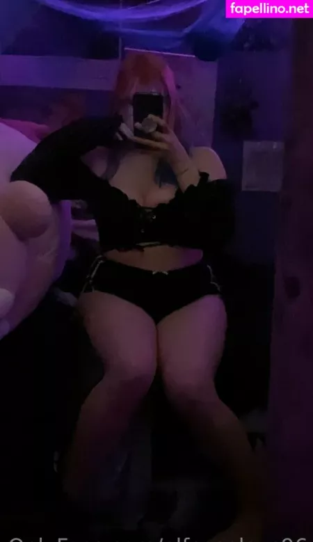 Elfcosplays96 OnlyFans Thumbnail #Gy9bDtAxIl