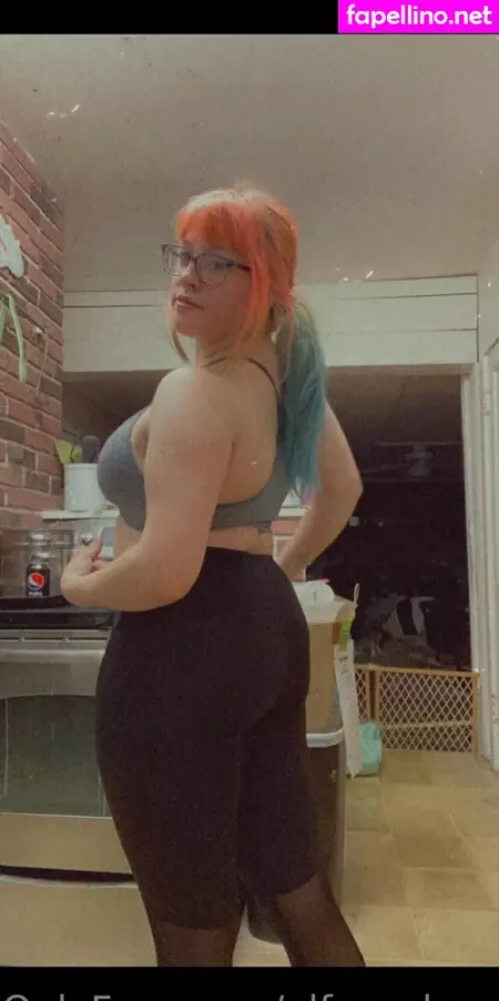 Elfcosplays96 OnlyFans Thumbnail #oQqCal3YGk