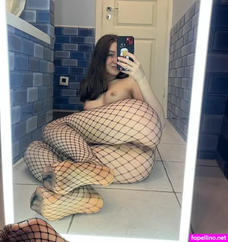 Elfiecutie OnlyFans Thumbnail #RIuctH7ndG