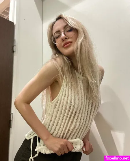Elfiegrace OnlyFans Thumbnail #2ZPTpRtFWx