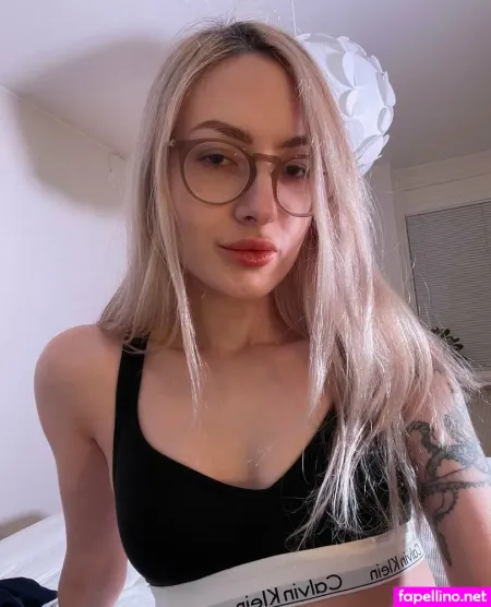 Elfiegrace OnlyFans Thumbnail #qD986HK1uk
