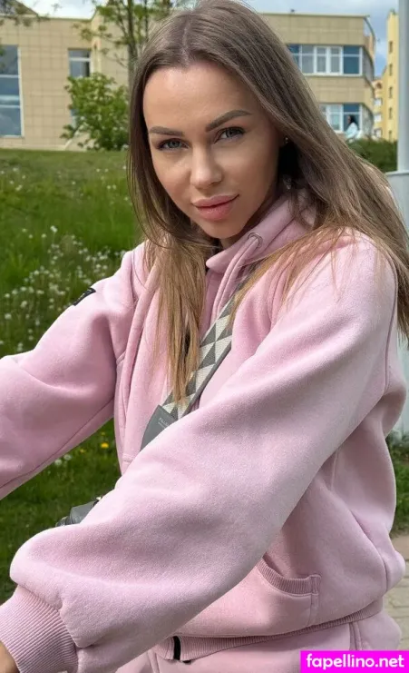 Elfiestarr OnlyFans Thumbnail #iETuX9XVaq