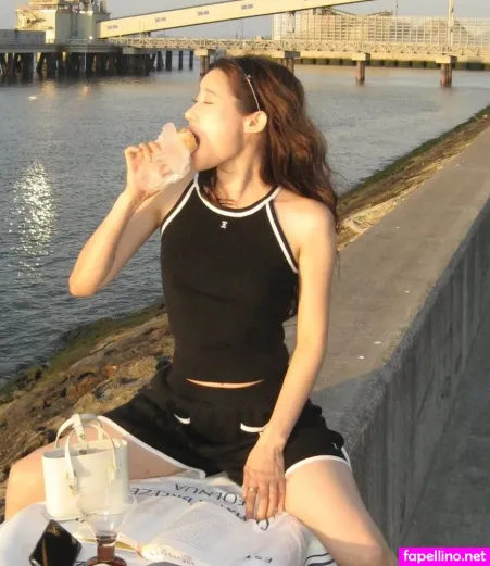 Elfin Prairie OnlyFans Thumbnail #01X9aZSj3i