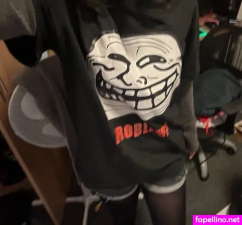 Elfinpsyop OnlyFans Thumbnail #7GHBKXLsC4