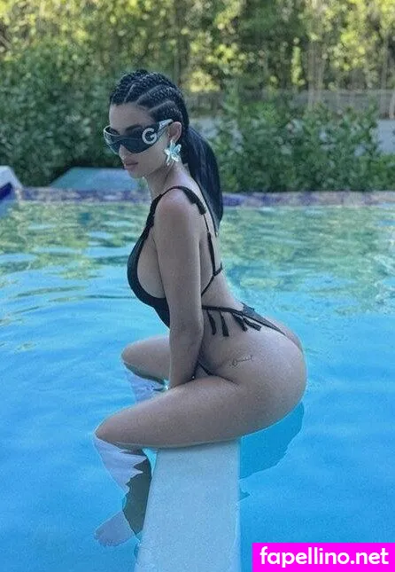 antoinettesoto, sotoeliane_95 Nude Leaked OnlyFans Photo #HndzraZVB6