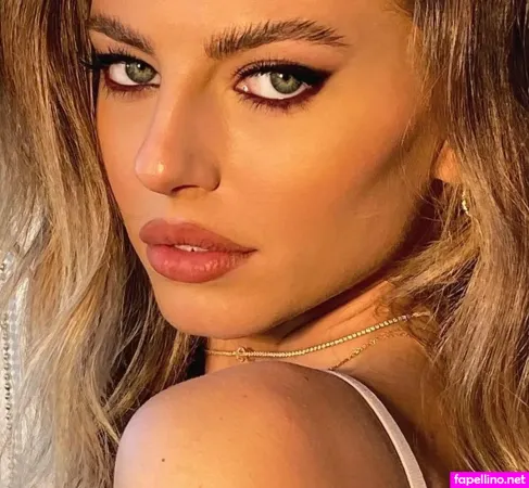 Eliana Jones OnlyFans Thumbnail #4KYBLjJWfy
