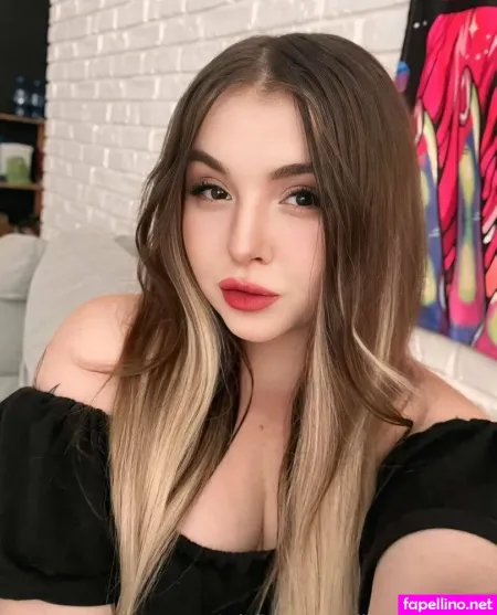 Eliana Sweetgirl OnlyFans Thumbnail #1eXDf11vxr