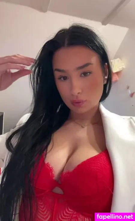 Elianka OnlyFans Thumbnail #IxbmnuY0KY