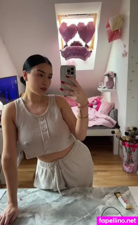 Elianka OnlyFans Thumbnail #c371PJpbxR