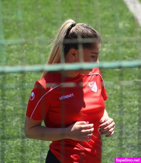 Elif Karaarslan OnlyFans Thumbnail #GMra4qJ7wI