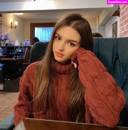 Elina Karimova OnlyFans Thumbnail #biYEWH34RZ