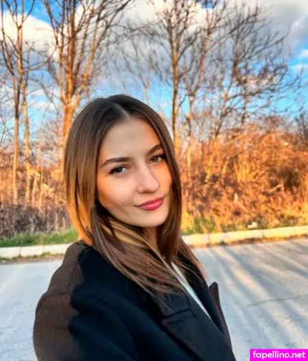 Elina Lizz OnlyFans Thumbnail #dDuVl48Zmn