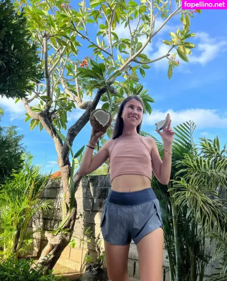 Elina Re Vip OnlyFans Thumbnail #2E0XjpsuKc