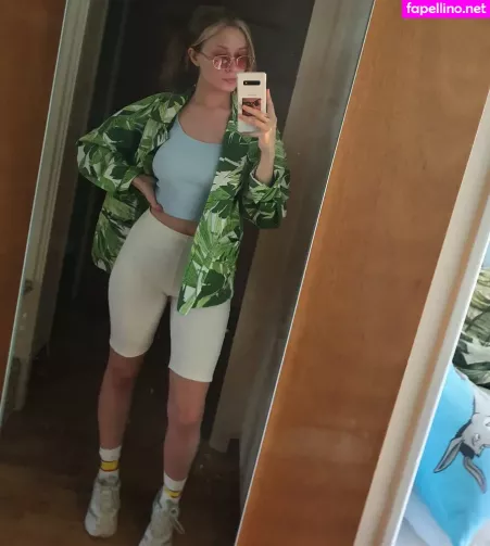 Elina Twich OnlyFans Thumbnail #Lg8dHQg1kl