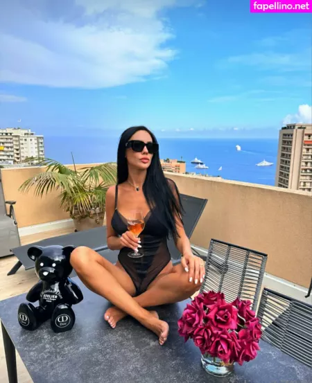 Elina1303 OnlyFans Thumbnail #0n3DM7mbaw