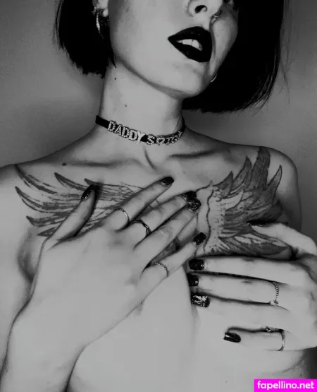 Elinafear OnlyFans Thumbnail #4uLe1ALNOf