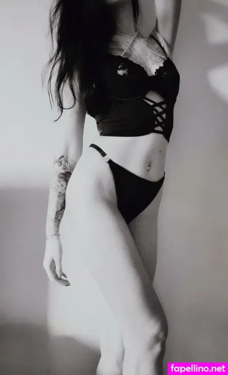 Elinafear OnlyFans Thumbnail #BpEwuMNEmH