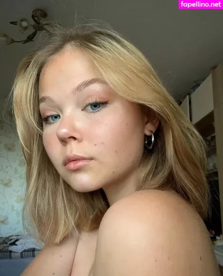 Elinakitty OnlyFans Thumbnail #enwvrOo7BQ