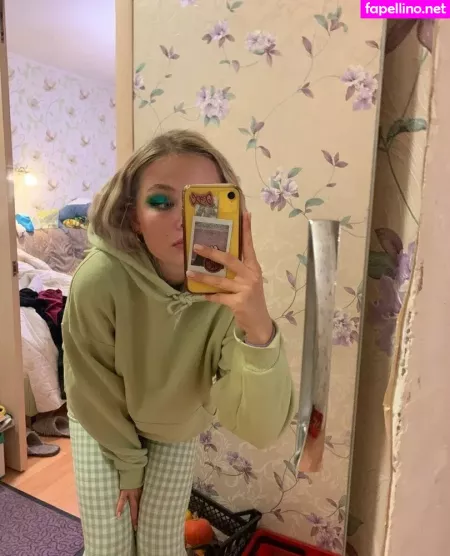 Elinakitty OnlyFans Thumbnail #vAkBRjibfk