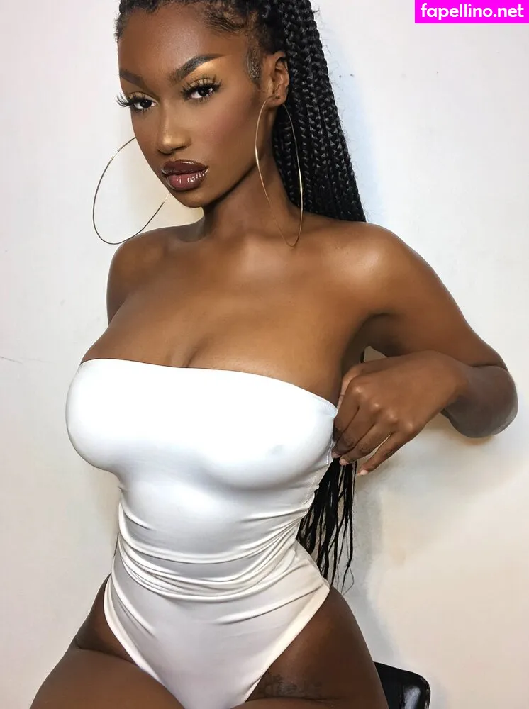 elindasan Nude Leaked OnlyFans Photo #UesmL82Up7