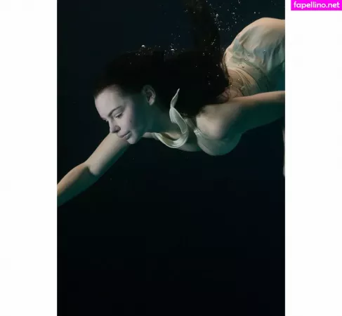 Eline Powell OnlyFans Thumbnail #QSdKBlVrsi