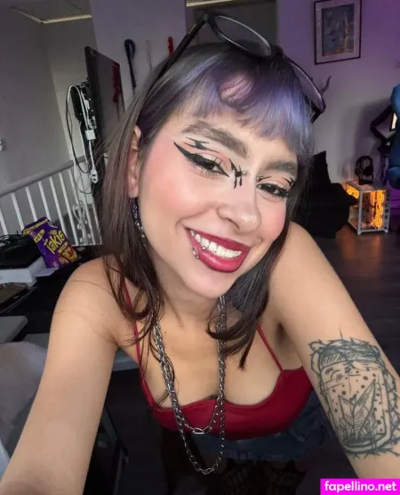 Elipetitt OnlyFans Thumbnail #6i90fbNcxT