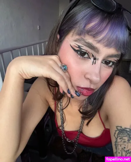 Elipetitt OnlyFans Thumbnail #iqX00lBAzZ