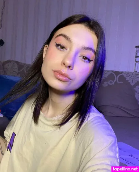 Elis222 OnlyFans Thumbnail #mCKVAHykxh