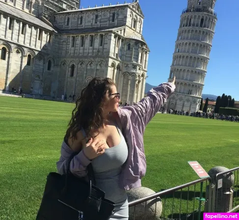 Elisa Berami OnlyFans Thumbnail #VNQAjT95kb