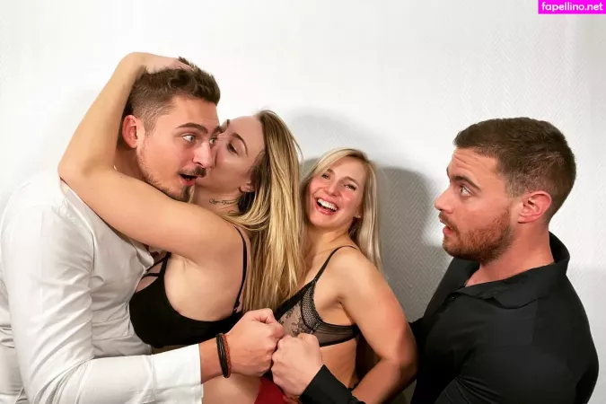 Elisa Calvi OnlyFans Thumbnail #oqd8QeS4pm