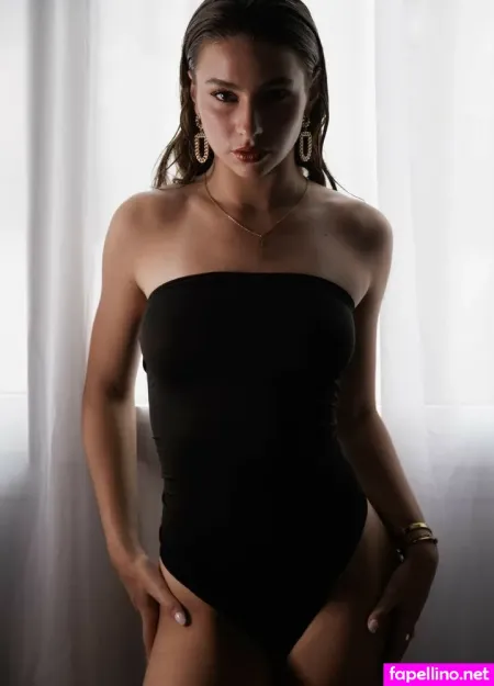 Elisa Fbre OnlyFans Thumbnail #JhRaF2iLhr