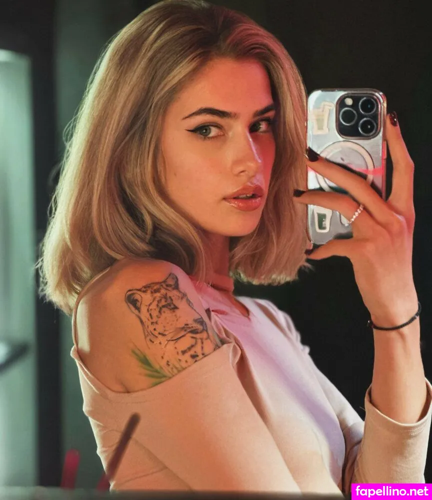 elisa_holt, elisasbits Nude Leaked OnlyFans Photo #FvDAb4feKc