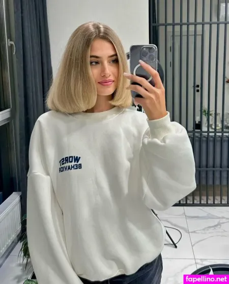 Elisa Holt OnlyFans Thumbnail #gt61krT7Vw