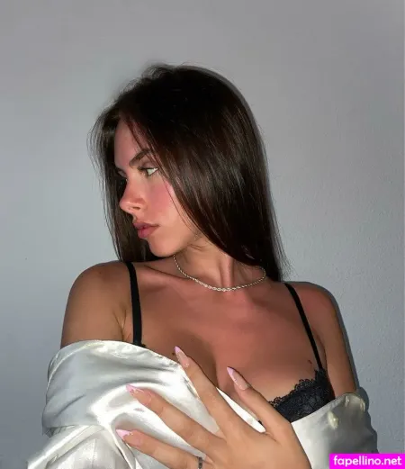 Elisa Pellegrino OnlyFans Thumbnail #XrauGF1xW9