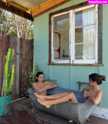 Elisa Renne Herbert Twins OnlyFans Thumbnail #YDEjsISZot