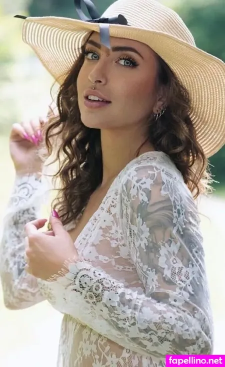 Elisa Snippop OnlyFans Thumbnail #l6OAluWcC9