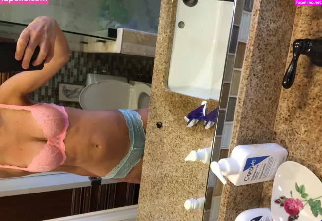 Elisa Turner OnlyFans Thumbnail #Mg5oFuBUfv