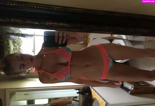 Elisa Turner OnlyFans Thumbnail #OekQsLf021