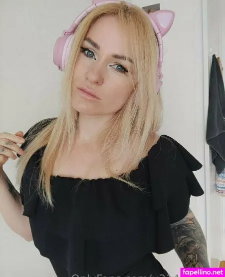 Elisa Venus OnlyFans Thumbnail #86NyUR3scS