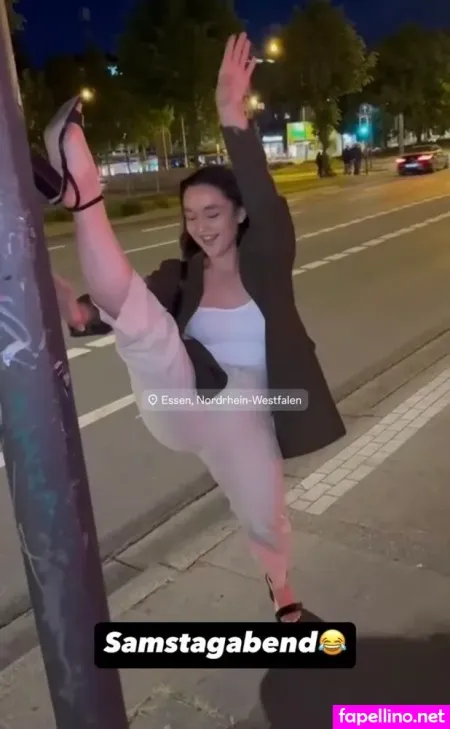 Elisa Weta OnlyFans Thumbnail #R42zg1UB01