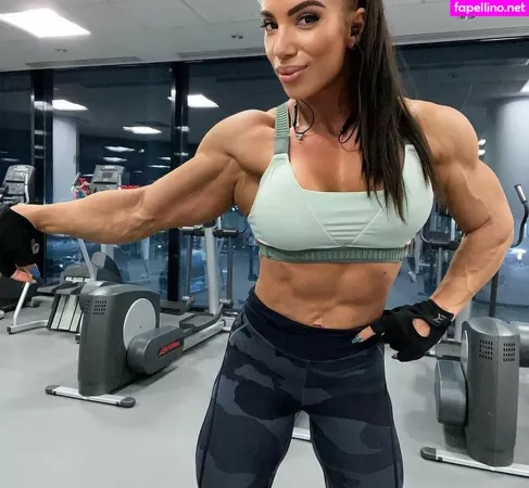 Elisabeta Ionita OnlyFans Thumbnail #IpRNOVy3UL