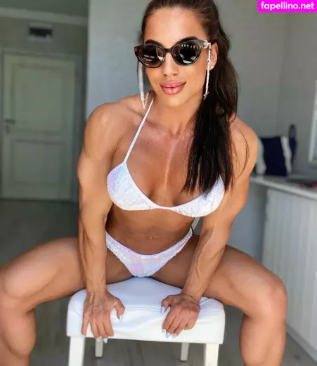 Elisabeta Ionita OnlyFans Thumbnail #LeHMy9Nj9j