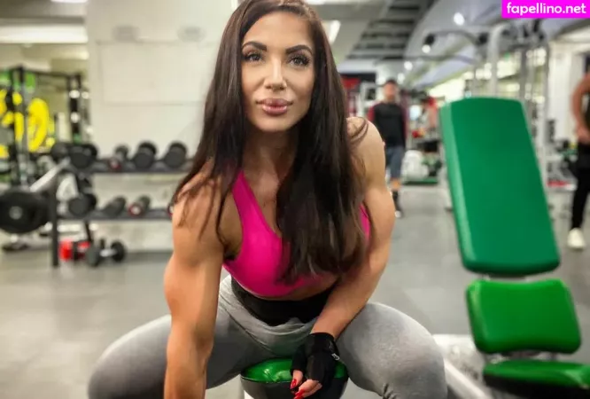 Elisabeta Ionita OnlyFans Thumbnail #oeDgA9wRhL